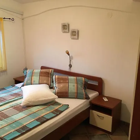 Appartement Pranic 2 By Interhome