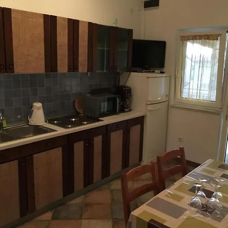 Pranic 2 By Interhome